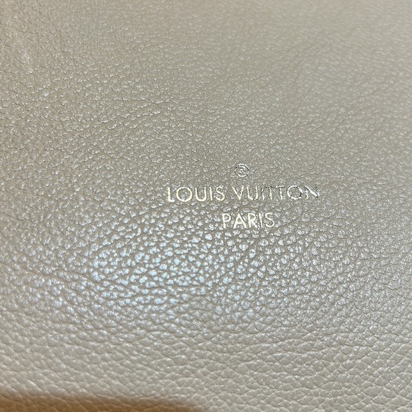 Louis Vuitton Kimono Shoulder Bag. Beige and brown monogram.Luxury Louis Vuitton - Picture 11 of 17